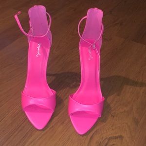 Never worn hot pink heels